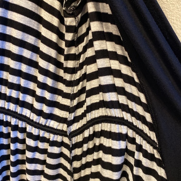 Frenzii Open Front Waterfall Stretch Rayon Cardigan in Black & Gray Stripes Sz S - Picture 6 of 9